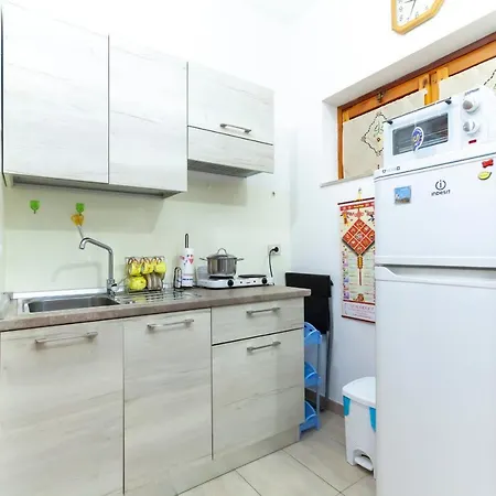 Апартаменты Lucrezia Cinecitta House *