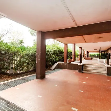 Lucrezia Cinecitta House * Рим